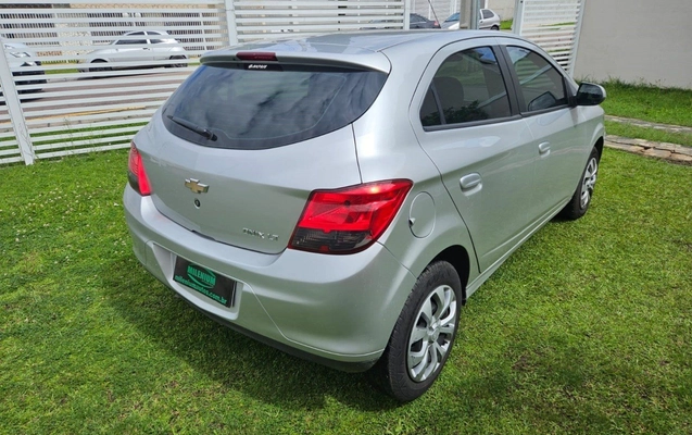 imagem-https://www.socarrao.com.br/sc-vehicle-images-prod/4363836/1792088203462-2_031611.jpg