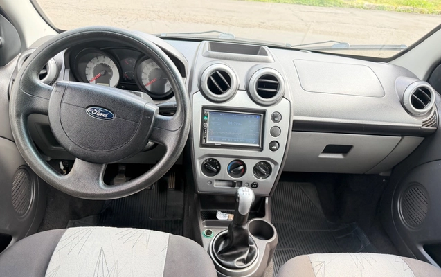imagem-https://www.socarrao.com.br/sc-vehicle-images-prod/4363843/1792088267843-SU1HXzI2MTIuanBlZw.jpeg
