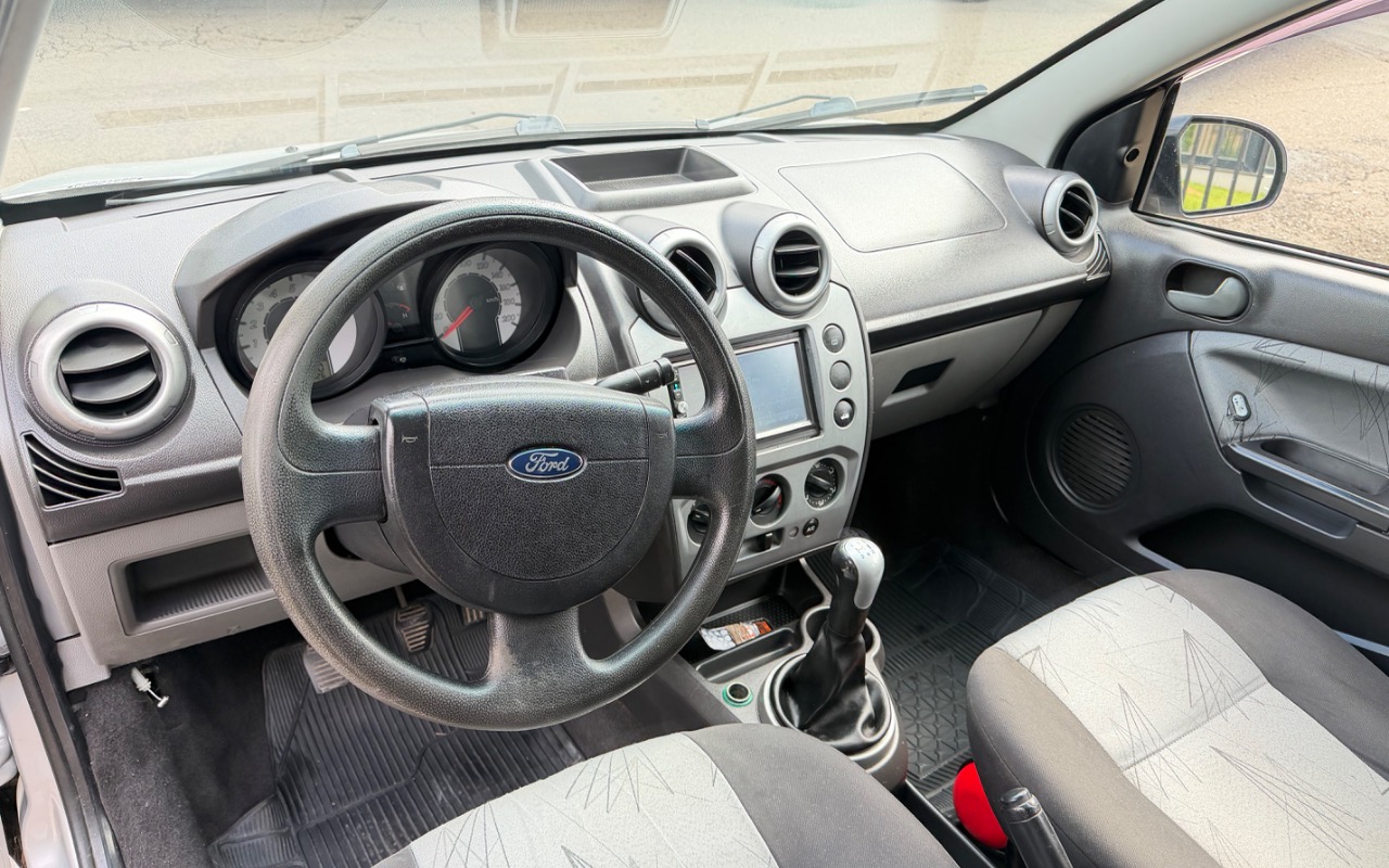imagem-https://www.socarrao.com.br/sc-vehicle-images-prod/4363843/1792088268180-SU1HXzI2MTMuanBlZw.jpeg