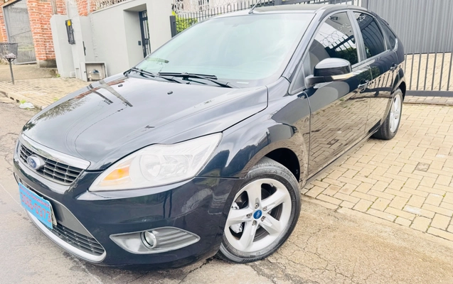 imagem-https://www.socarrao.com.br/sc-vehicle-images-prod/4363849/1792088386349-SU1HXzIyMjQuanBlZw.jpeg
