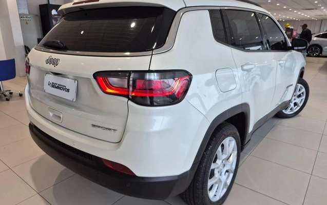 imagem-https://www.socarrao.com.br/sc-vehicle-images-prod/4363851/1792088405077-8554265_17_B_fc3bad00cf.jpeg