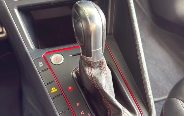 imagem-https://www.socarrao.com.br/sc-vehicle-images-prod/4363857/1792088461184-948de13d71a74d2fa1e16e3d42156c2c_1791406226002.jpg