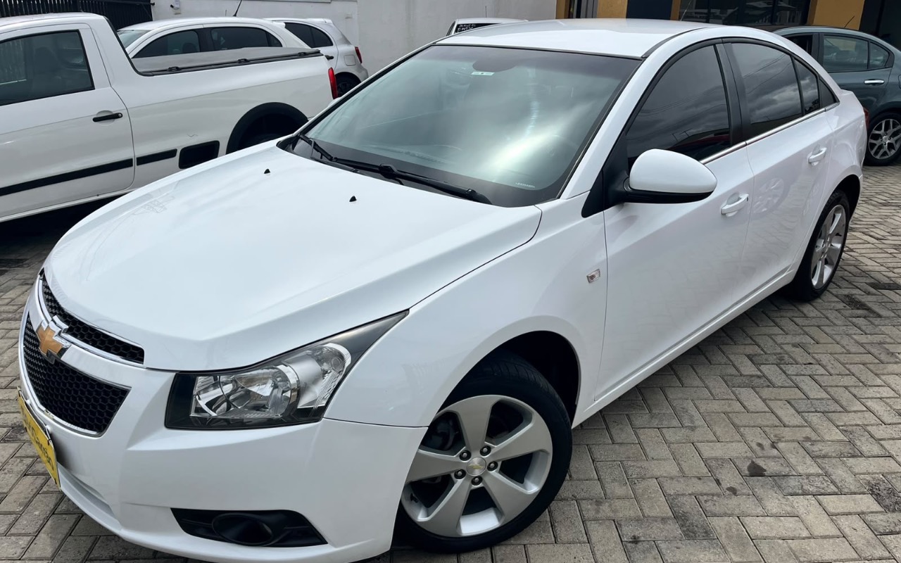 imagem-https://www.socarrao.com.br/sc-vehicle-images-prod/4363862/1792088500185-Mjg3OWQwNWEtNmJhZi00ZjUxLTg2MjctN2JjYWM2N2QwYzAxLmpwZWc.jpeg