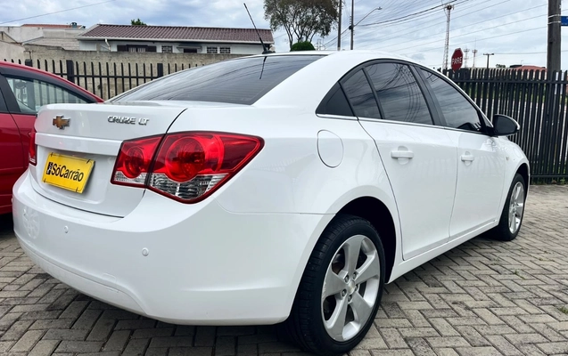 imagem-https://www.socarrao.com.br/sc-vehicle-images-prod/4363862/1792088500979-ZTZhMTM2MWItMWYwOS00Y2ZkLTlmZmMtZDM2ZjMwMjhhNzMwLmpwZWc.jpeg