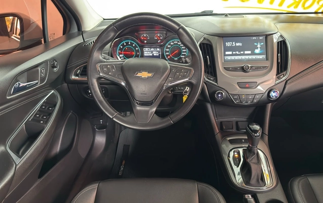 imagem-https://www.socarrao.com.br/sc-vehicle-images-prod/4363865/1792088510654-9f0c2991c3e94537a7d4a57c708465a2_1790631984330.jpg