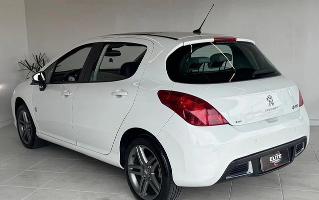imagem-https://www.socarrao.com.br/sc-vehicle-images-prod/4363875/1792088785887-8568070_3_B_e87a481a8b.jpeg
