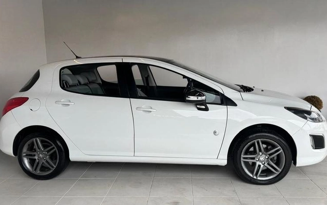 imagem-https://www.socarrao.com.br/sc-vehicle-images-prod/4363875/1792088785889-8568070_3_B_4802643475.jpeg