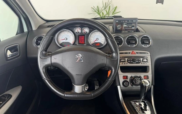 imagem-https://www.socarrao.com.br/sc-vehicle-images-prod/4363875/1792088785932-8568070_10_B_93f442ef87.jpeg