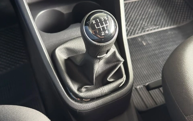 imagem-https://www.socarrao.com.br/sc-vehicle-images-prod/4363882/1792088870310-fe831091a1d943a3b5cb397f813193d1_1789062999011.jpg