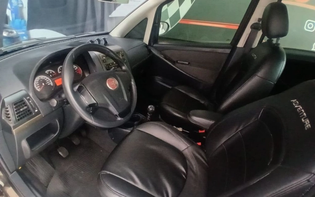 imagem-https://www.socarrao.com.br/sc-vehicle-images-prod/4363941/1792590853659-gb-ac0e530.jpeg