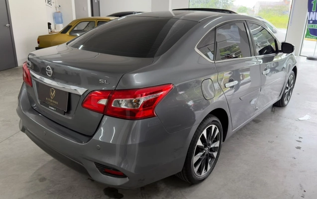 imagem-https://www.socarrao.com.br/sc-vehicle-images-prod/4363949/1792089244618-NTVhZmU2N2QtMTg2NC00MDFkLThkMTgtMjhmYWUwM2FmN2ZmLmpwZw.jpg