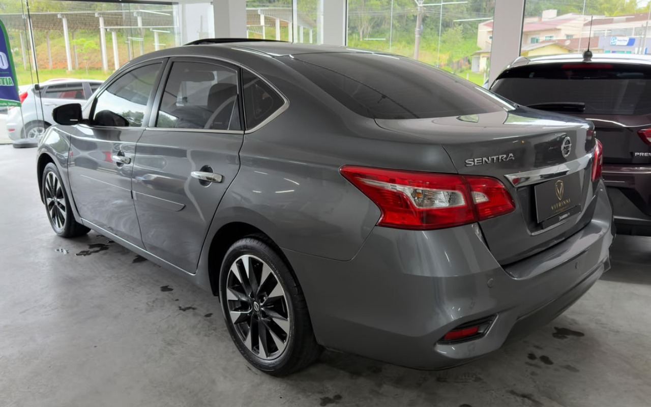 imagem-https://www.socarrao.com.br/sc-vehicle-images-prod/4363949/1792089244720-MDEwYzA2ZGEtMjNjOS00ZjE0LWE3ZjUtNTE2MDhiYjI5YmRiLmpwZw.jpg