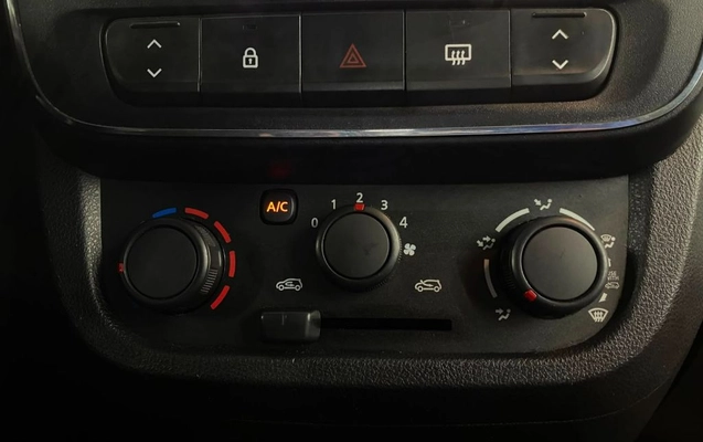 imagem-https://www.socarrao.com.br/sc-vehicle-images-prod/4363959/1792508978005-gb-0527483.jpeg