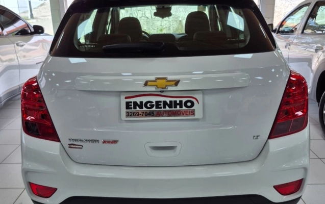 imagem-https://www.socarrao.com.br/sc-vehicle-images-prod/4363968/1792089309264-RCA0LnBuZw.png