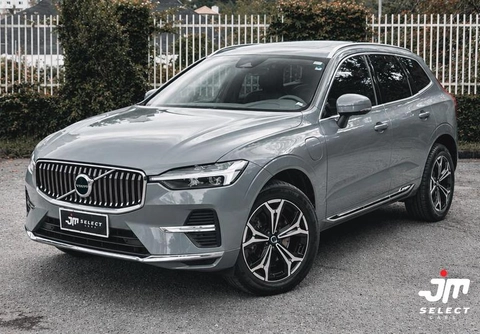 Volvo XC60 2022 Cinza — foto 1 de 3