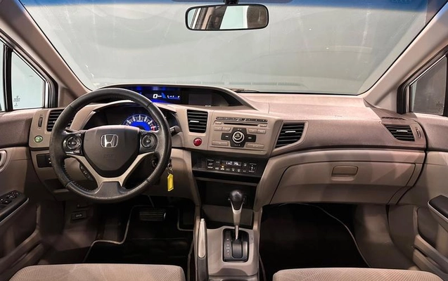 imagem-https://www.socarrao.com.br/sc-vehicle-images-prod/4363992/1792089659176-8515669_16_B_65c93753aa.jpeg