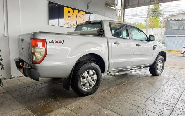 imagem-https://www.socarrao.com.br/sc-vehicle-images-prod/4364065/1792609941562-8567568_0_B_c628466c99.jpeg