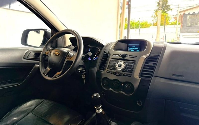 imagem-https://www.socarrao.com.br/sc-vehicle-images-prod/4364065/1792609941576-8567568_1_B_82f42b784c.jpeg