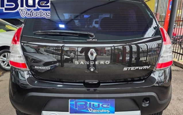 imagem-https://www.socarrao.com.br/sc-vehicle-images-prod/4364074/1792090224878-Z3VyNi5qcGVn.jpeg
