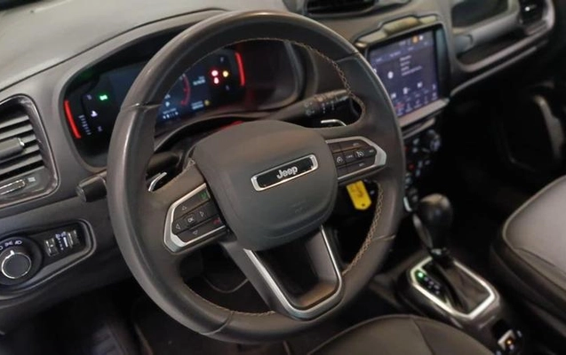imagem-https://www.socarrao.com.br/sc-vehicle-images-prod/4364093/1792090340320-8506343_16_B_43a7e99327.jpeg