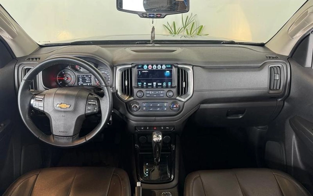 imagem-https://www.socarrao.com.br/sc-vehicle-images-prod/4364116/1792090683444-8510806_9_B_ed3d5f26fb.jpeg