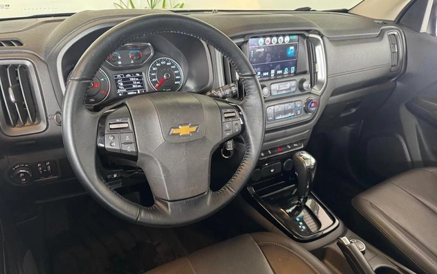 imagem-https://www.socarrao.com.br/sc-vehicle-images-prod/4364116/1792090683449-8510806_13_B_44b070b4f2.jpeg