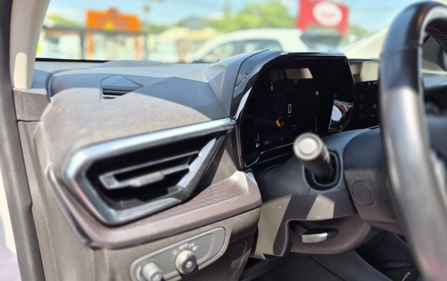 imagem-https://www.socarrao.com.br/sc-vehicle-images-prod/4364142/1792090779370-003_5995c1f953824cbf602fe3b7a15c414c.jpg