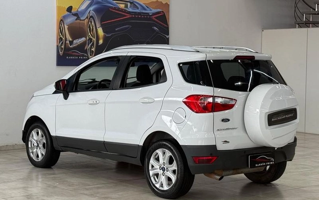 imagem-https://www.socarrao.com.br/sc-vehicle-images-prod/4364152/1792090807247-8252126_4_B_28542e32e7.jpeg