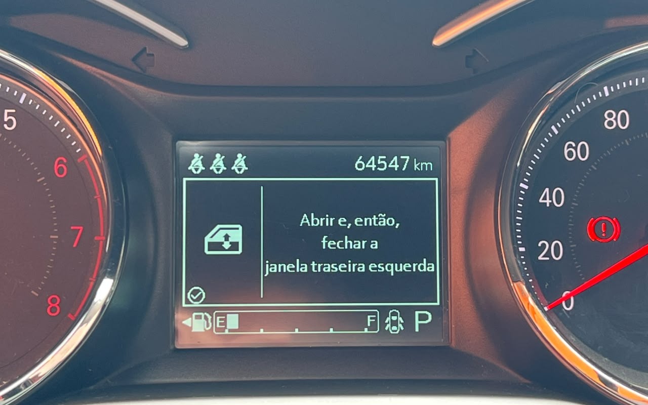 imagem-https://www.socarrao.com.br/sc-vehicle-images-prod/4364172/1792090854831-V2hhdHNBcHAgSW1hZ2UgMjAyNi0xMC0xNSBhdCAxNC4zMy4zNC5qcGVn.jpeg