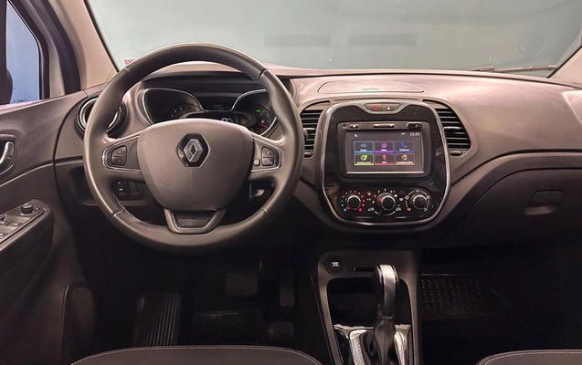 imagem-https://www.socarrao.com.br/sc-vehicle-images-prod/4364175/1792090867041-8560581_17_B_2f949b388e.jpeg