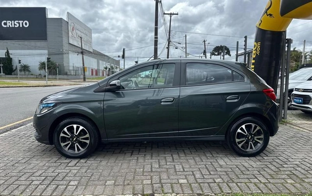 imagem-https://www.socarrao.com.br/sc-vehicle-images-prod/4364214/1792091468522-8568872_4_B_63bad7aa03.jpeg