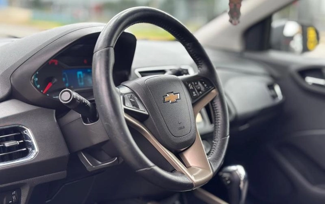 imagem-https://www.socarrao.com.br/sc-vehicle-images-prod/4364214/1792091468529-8568872_8_B_6c4eaa606e.jpeg