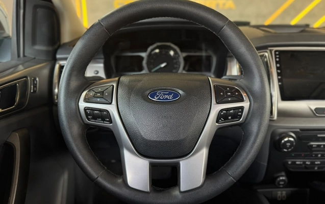 imagem-https://www.socarrao.com.br/sc-vehicle-images-prod/4364244/1792091629249-003_a8a6f0b7bf7645e1f53e4b1d477f6927.jpg