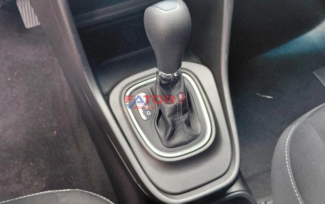 imagem-https://www.socarrao.com.br/sc-vehicle-images-prod/4364272/1792091728785-9de8e5a77fdf4d94b6587e99a789dadc_1792090895910.jpg