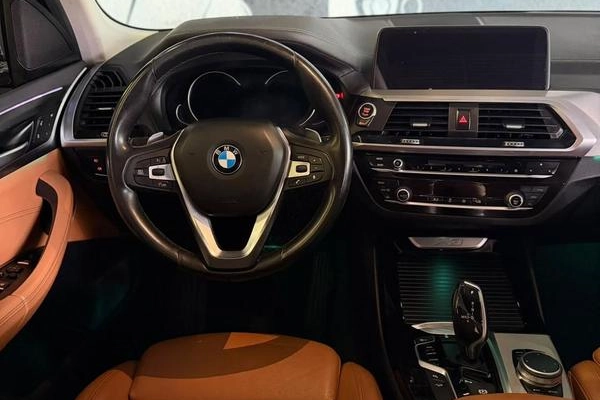 imagem-https://www.socarrao.com.br/sc-vehicle-images-prod/4364279/1792092168719-8575022_8_B_997858d01b.jpeg