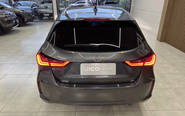 imagem-https://www.socarrao.com.br/sc-vehicle-images-prod/4364306/1792091899221-82401644-ee55-4a56-9108-05f2e1db448a.jpeg