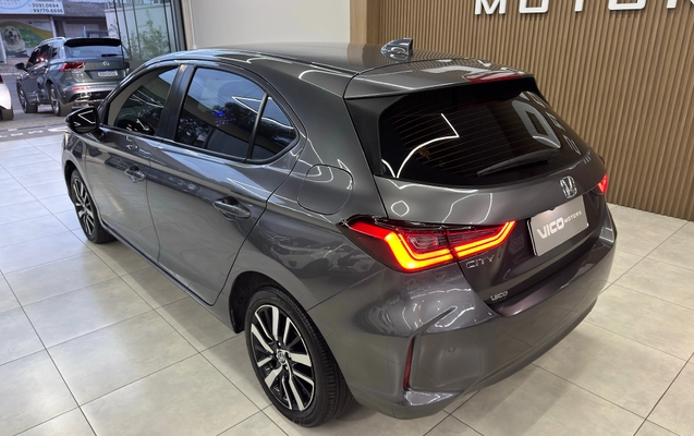 imagem-https://www.socarrao.com.br/sc-vehicle-images-prod/4364306/1792091899222-d7e35265-54e7-4eea-89d1-fe6953fb58e8.jpeg