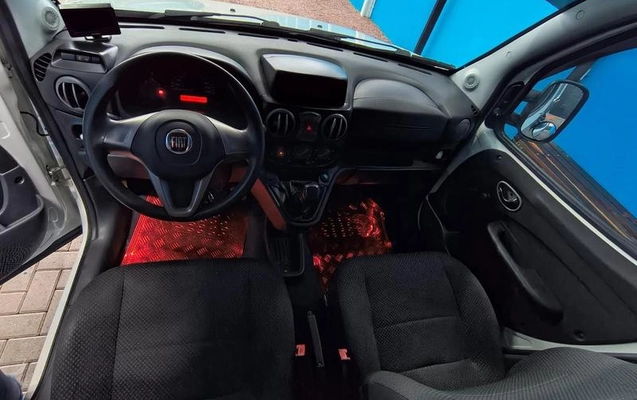 imagem-https://www.socarrao.com.br/sc-vehicle-images-prod/4364307/1792241604158-8574163_8_B_9c67c0d7a9.jpeg