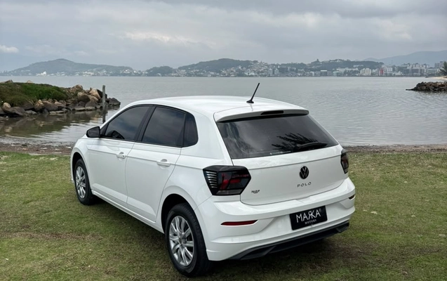 imagem-https://www.socarrao.com.br/sc-vehicle-images-prod/4364320/1792091997675-003_3093753c1e9337cc1f35a885dd55056a.jpg