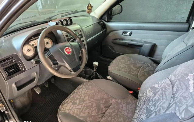 imagem-https://www.socarrao.com.br/sc-vehicle-images-prod/4364353/1792092597329-8483755_7_B_ac1e8ff019.jpeg