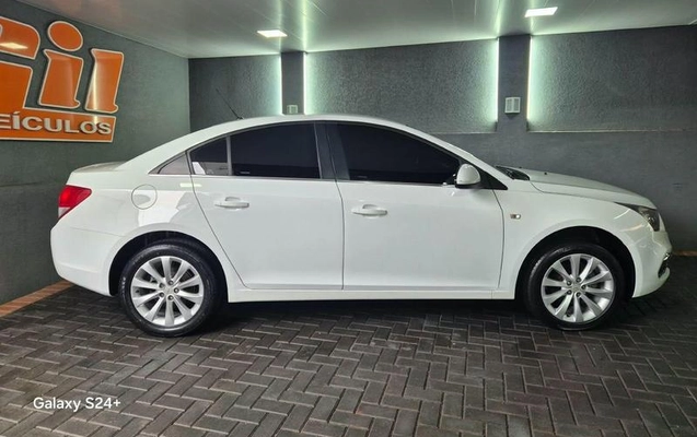 imagem-https://www.socarrao.com.br/sc-vehicle-images-prod/4364397/1792092639264-8374387_1_B_62e37d24e7.jpeg