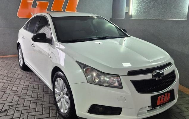 imagem-https://www.socarrao.com.br/sc-vehicle-images-prod/4364399/1792092651429-8474894_5_B_e133954c93.jpeg