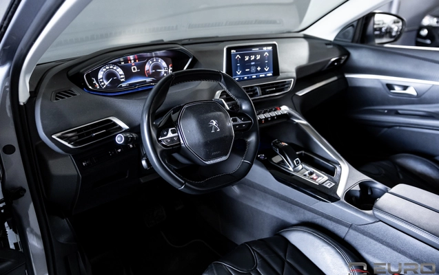 imagem-https://www.socarrao.com.br/sc-vehicle-images-prod/4364429/1792586907722-08364e3742994fdf9631629fee012fe3_1792586881429.jpg