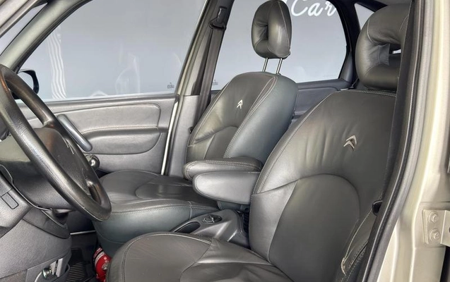 imagem-https://www.socarrao.com.br/sc-vehicle-images-prod/4364452/1792092894389-8562865_1_B_762912eaac.jpeg
