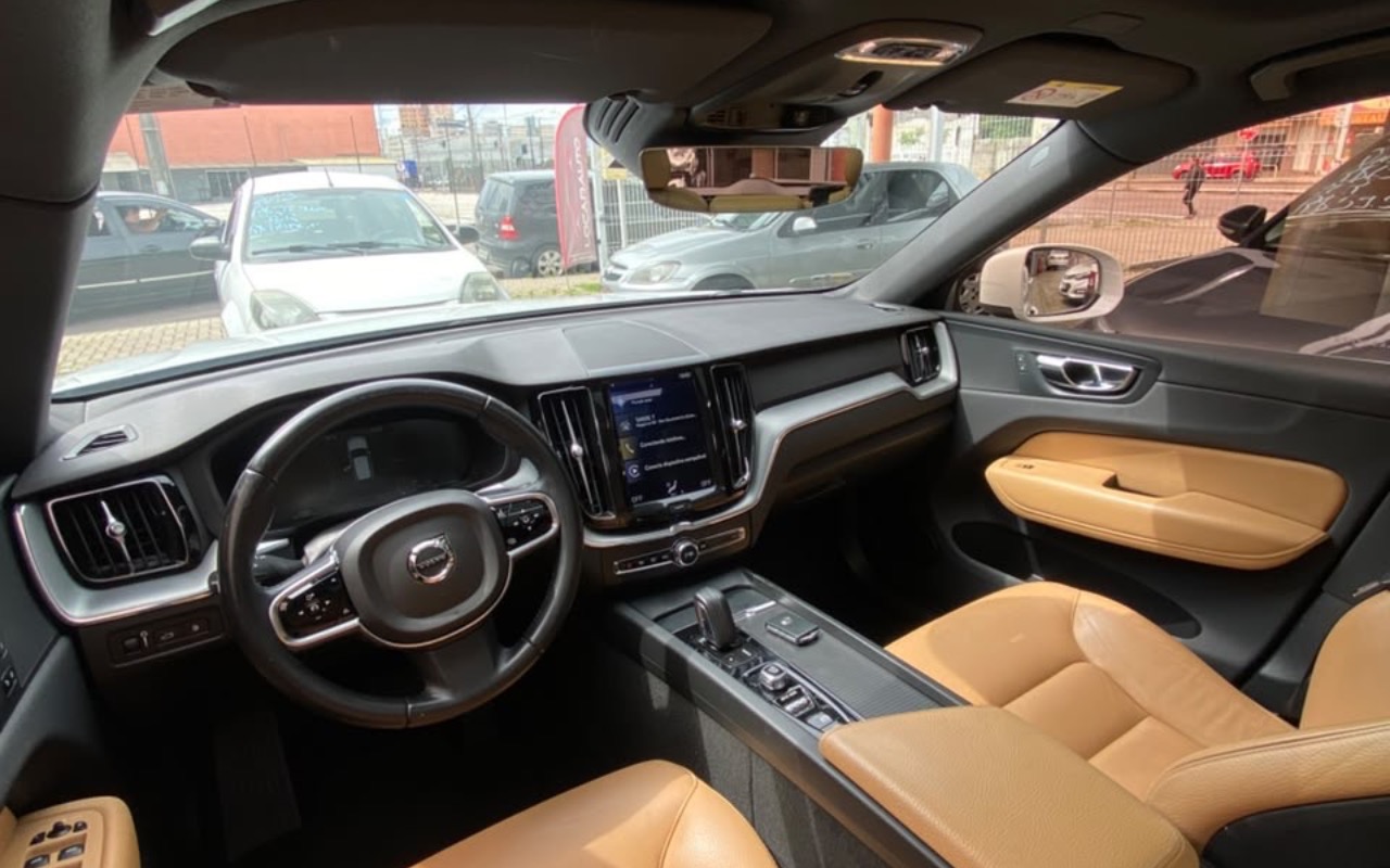 imagem-https://www.socarrao.com.br/sc-vehicle-images-prod/4364455/1792093000657-M2JjNTFiMzYtY2VhOS00NDkwLWI1ZTUtZTY2YWY1OTU5NTAzLmpwZWc.jpeg