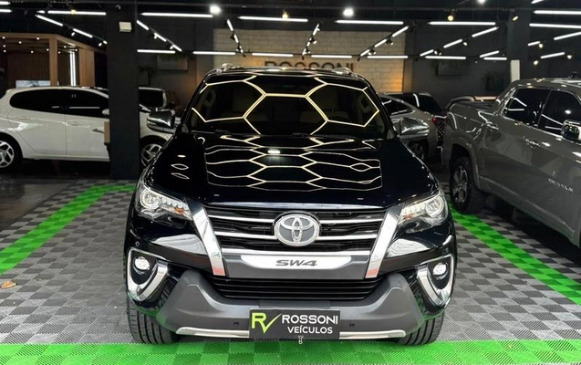 imagem-https://www.socarrao.com.br/sc-vehicle-images-prod/4364464/1792597268800-8575060_4_B_c00954ac26.jpeg