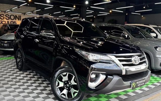 imagem-https://www.socarrao.com.br/sc-vehicle-images-prod/4364464/1792597268811-8575060_6_B_284dd62ba1.jpeg