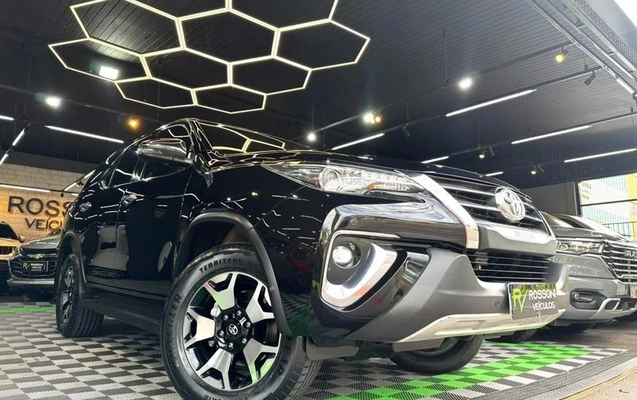 imagem-https://www.socarrao.com.br/sc-vehicle-images-prod/4364464/1792597268816-8575060_7_B_afa564e0f7.jpeg