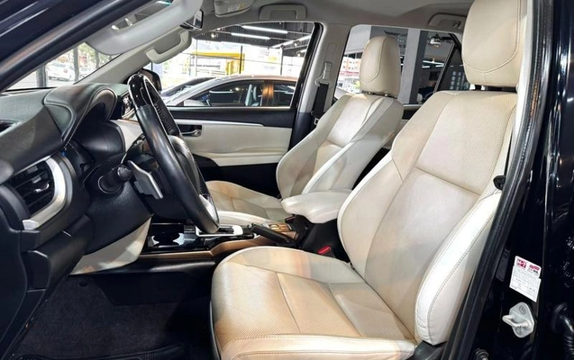 imagem-https://www.socarrao.com.br/sc-vehicle-images-prod/4364464/1792597268831-8575060_8_B_e3580e6653.jpeg