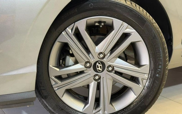 imagem-https://www.socarrao.com.br/sc-vehicle-images-prod/4364482/1792242725313-8575231_14_B_c606080839.jpeg